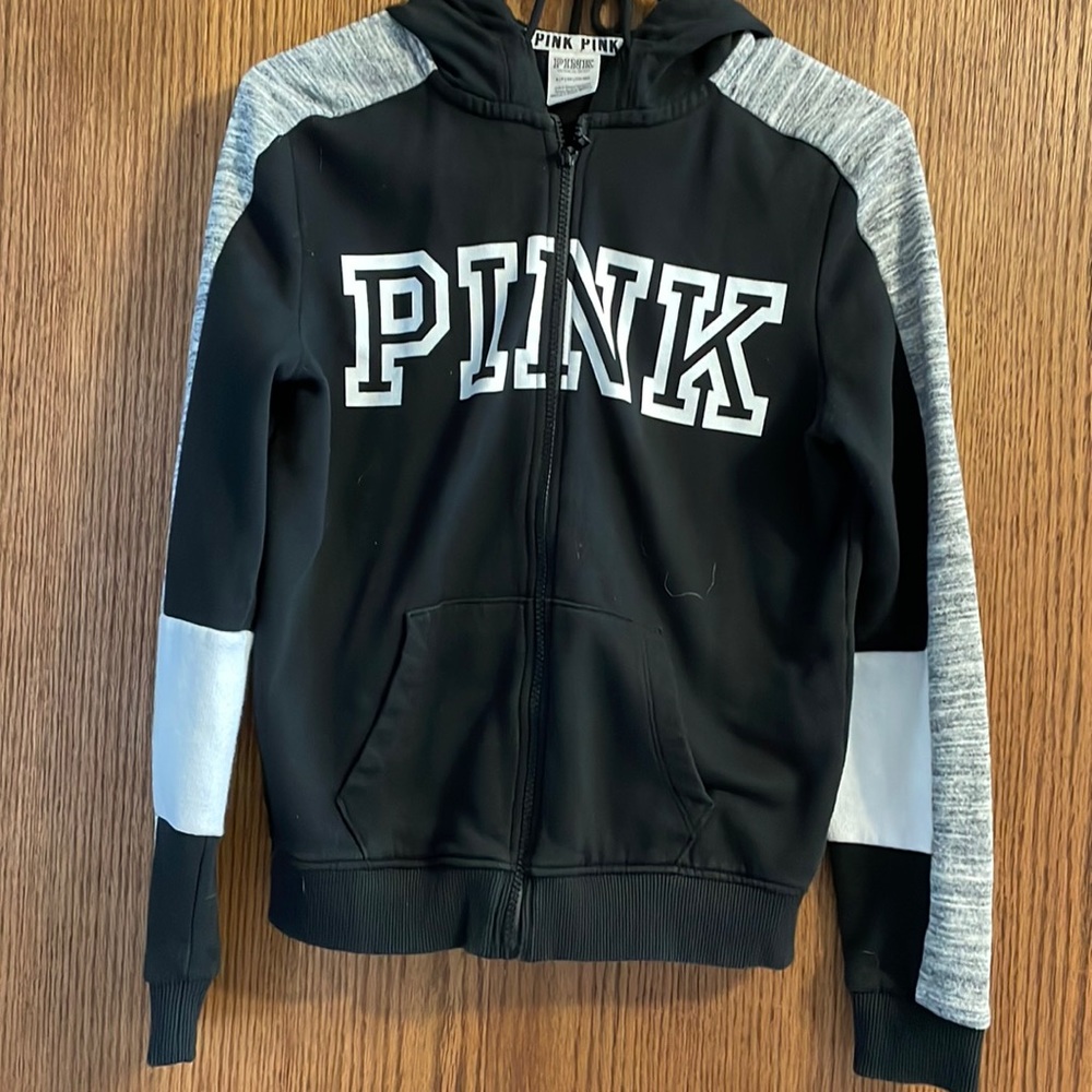 Woman’s PINK full zip sweatshirt
